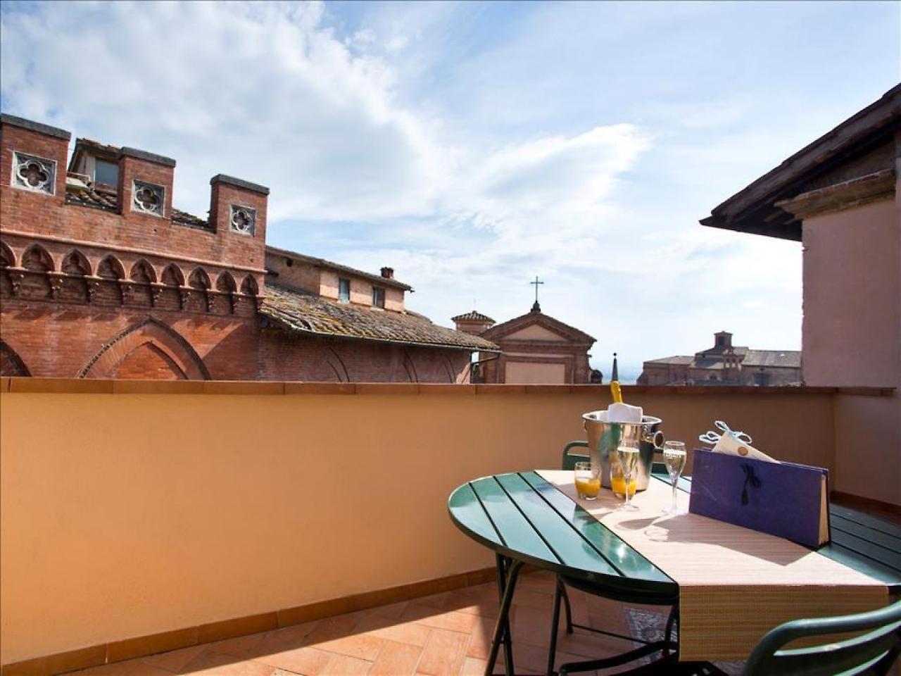 Romantica * Siena